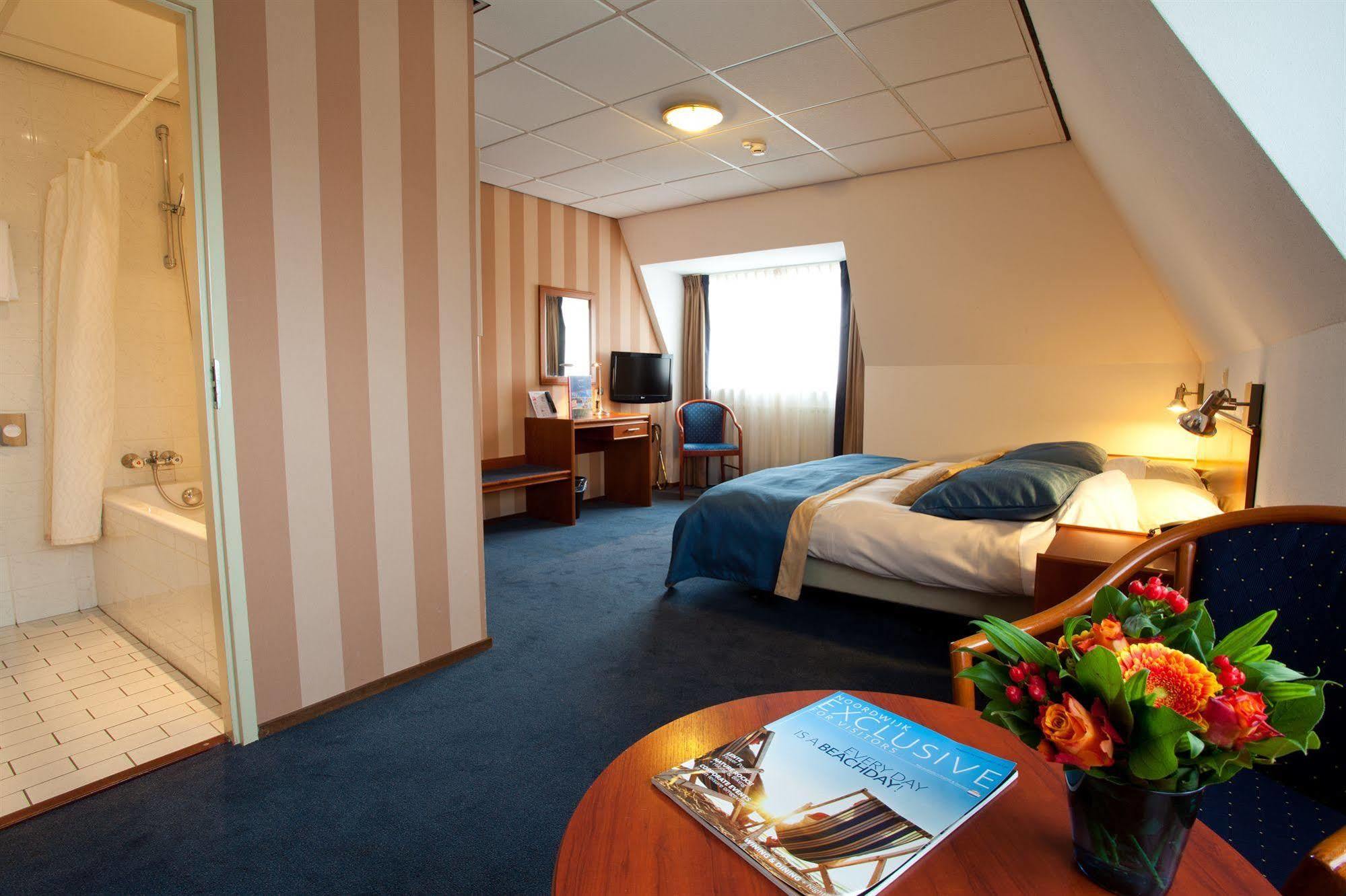Two Brothers Hotel Astoria Нордвейк Екстер'єр фото